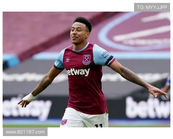 林加德正式加盟科林蒂安曼联全体祝福他开启新篇章